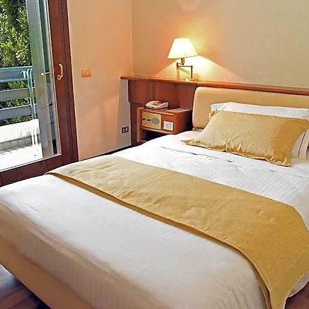 Bellavista ホテル 4*